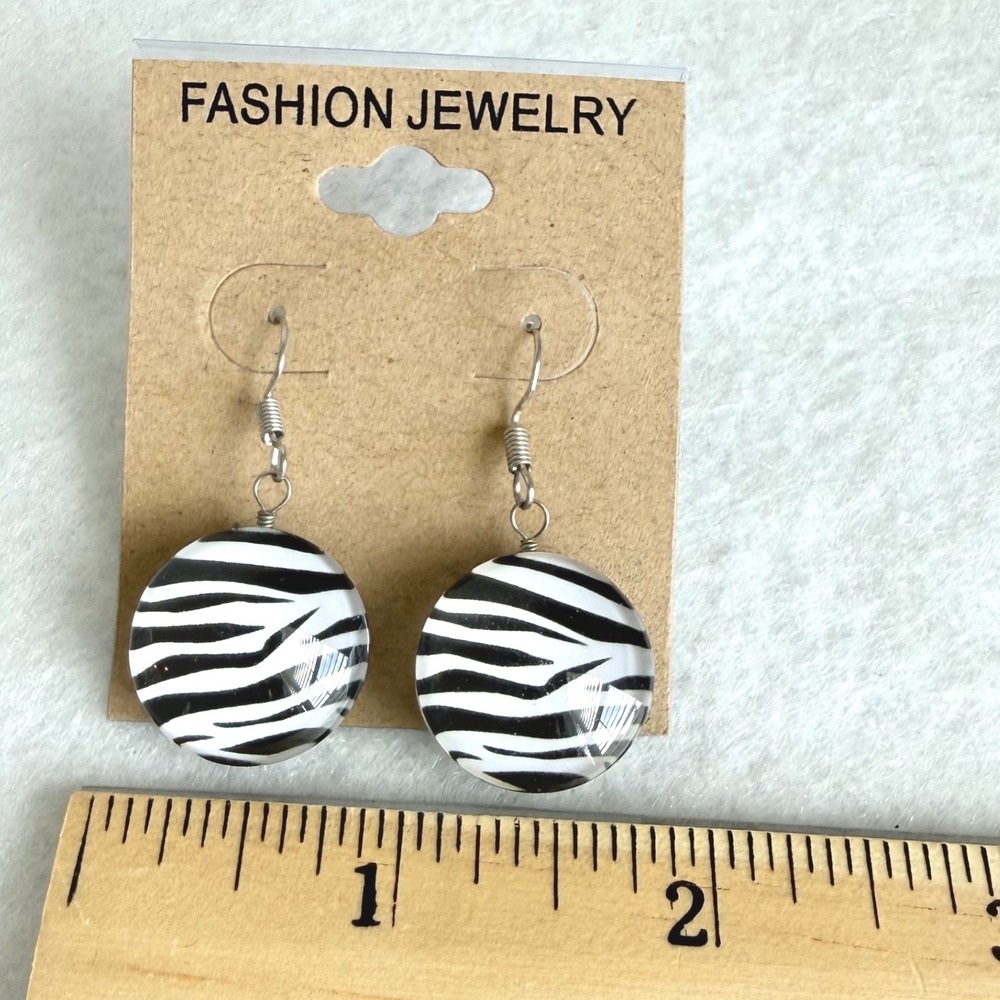 Zebra Print Earrings Women OS Black White Dangle Glass Cabochon Animal - Picture 4 of 6